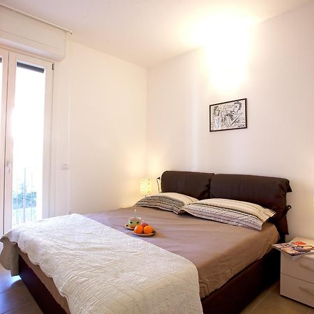 Appartamento Lenno Terraze Speso Camera foto